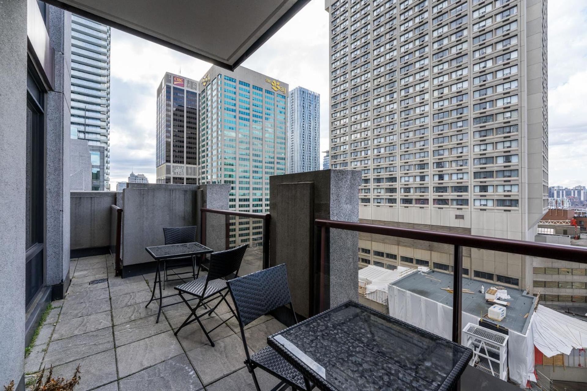 Sky Suites Yorkville Toronto Eksteriør bilde
